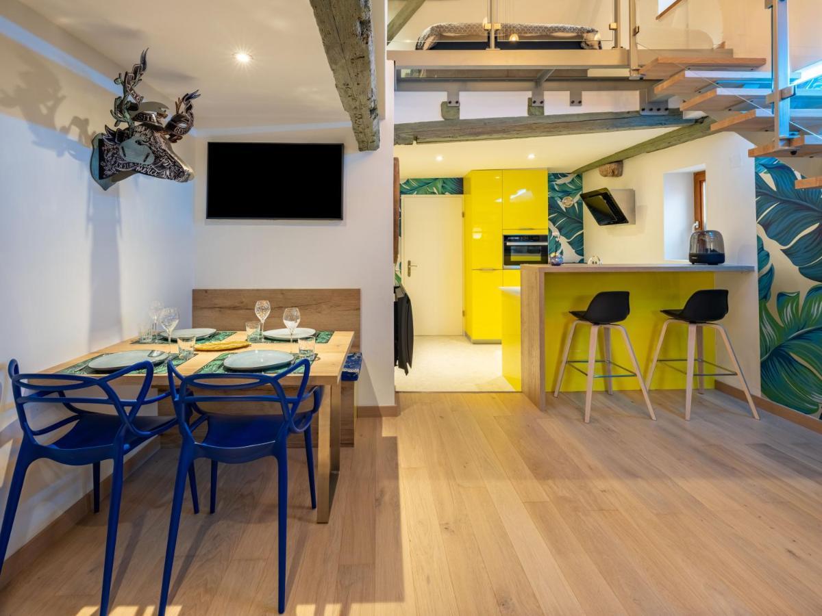 Le Pinot Gris Apartment รีควีร์ ภายนอก รูปภาพ