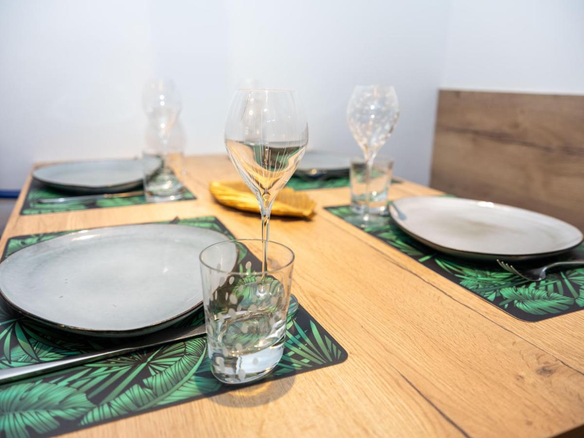 Le Pinot Gris Apartment รีควีร์ ภายนอก รูปภาพ